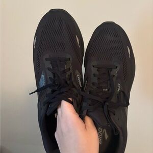 Brooks Men's Black Athletic Shoes